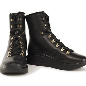 Stuart weitzman boot